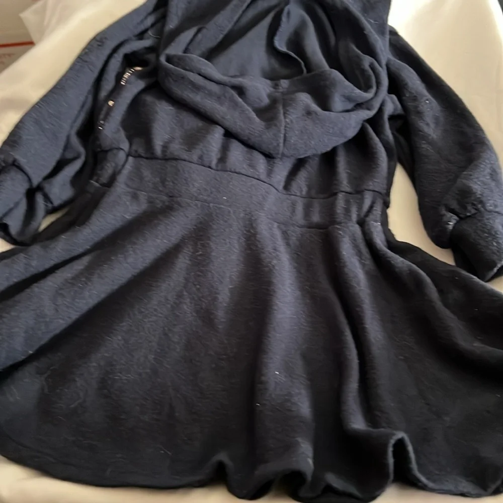 Little Mass Dress, SZ 3T, Hooded, Soft fleece feel, shinny Gold Butterflies (T4) - Picture 8 of 11